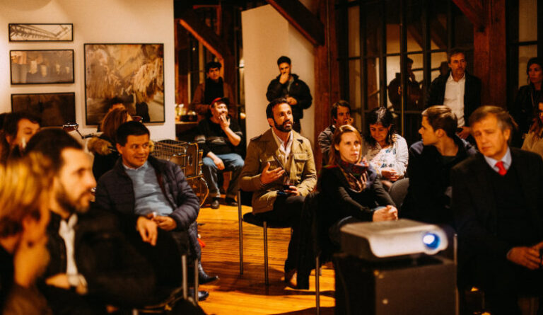 antenna-ohNCIiKVT1g-unsplash antenna-ohNCIiKVT1g-unsplash